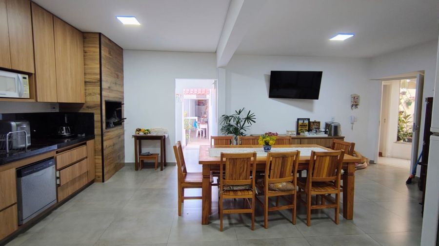 Casa à venda, 550 m² por R$ 770.000,00 Casa à venda, 550 m² por R$ 770.000,00