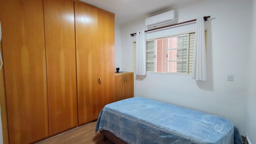 Casa à venda, 550 m² por R$ 770.000,00 Casa à venda, 550 m² por R$ 770.000,00