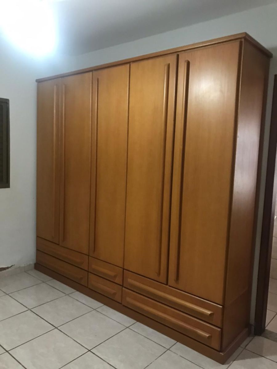 Casa com 2 Dormitórios para alugar, 350 m² por R$ 2.000,00 Casa com 2 Dormitórios para alugar, 350 m² por R$ 2.000,00