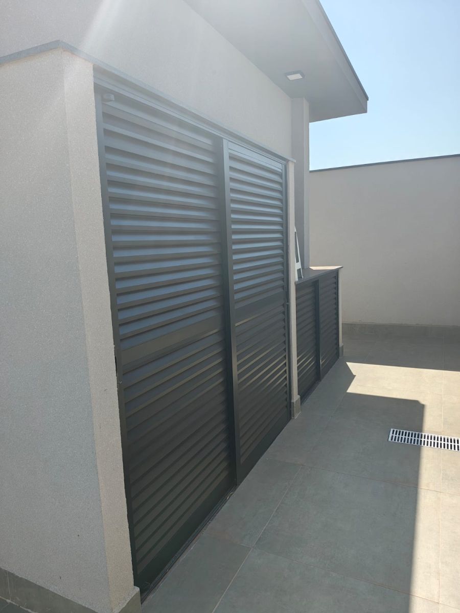 Casa em condomínio à venda, 325 m² por R$ 1.350.000,00 Casa em condomínio à venda, 325 m² por R$ 1.350.000,00