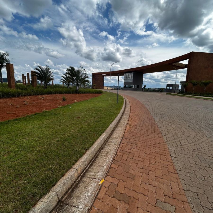 Terreno/Lote à venda  no Residencial Guestier - Piratininga, SP. Imóveis