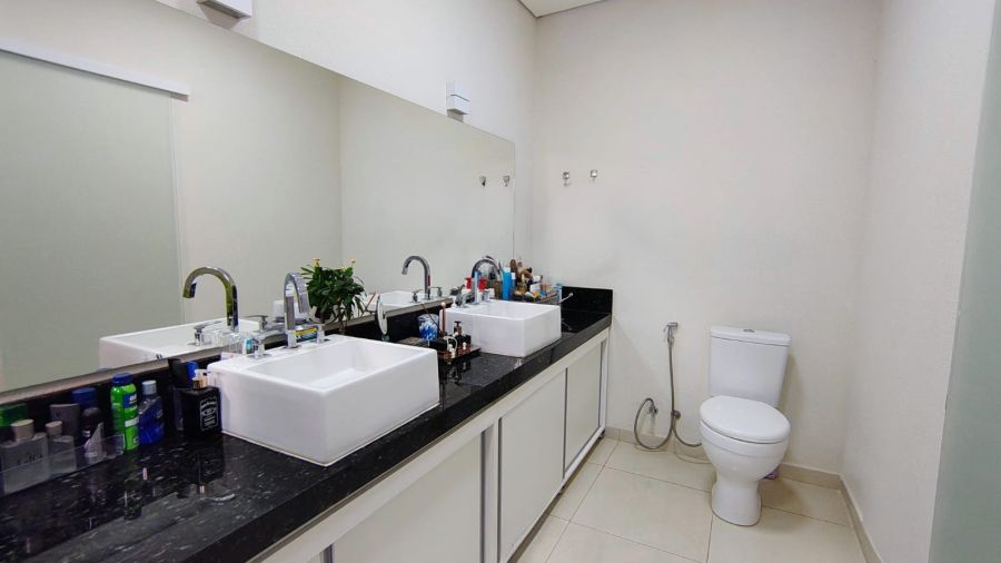 Casa à venda, 550 m² por R$ 770.000,00 Casa à venda, 550 m² por R$ 770.000,00